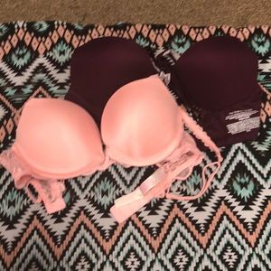 2 Victoria Secret/Pink bras